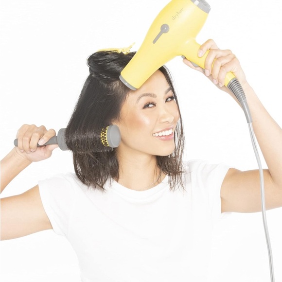 drybar Half Pint Small Round Ceramic Brush - Picture 4 of 15